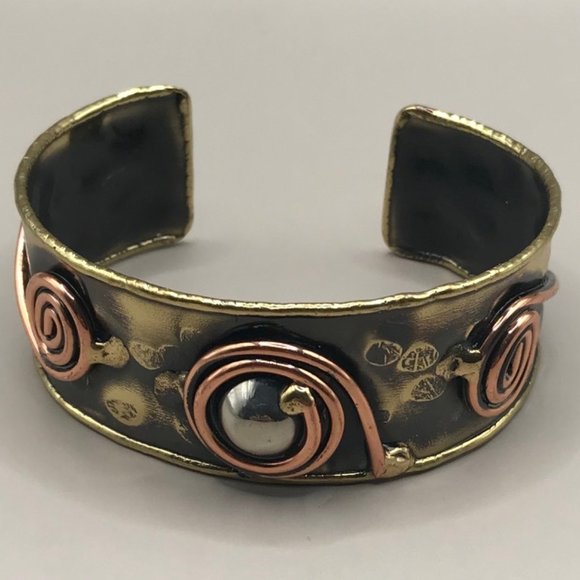 Men's Brutalist Mixed Metal Cuff Bracelet - Picture 5 of 10